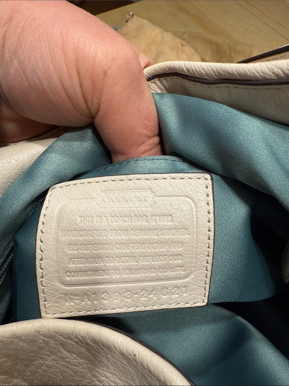 Coach White Leather Shoulder Bag with Teal Interior